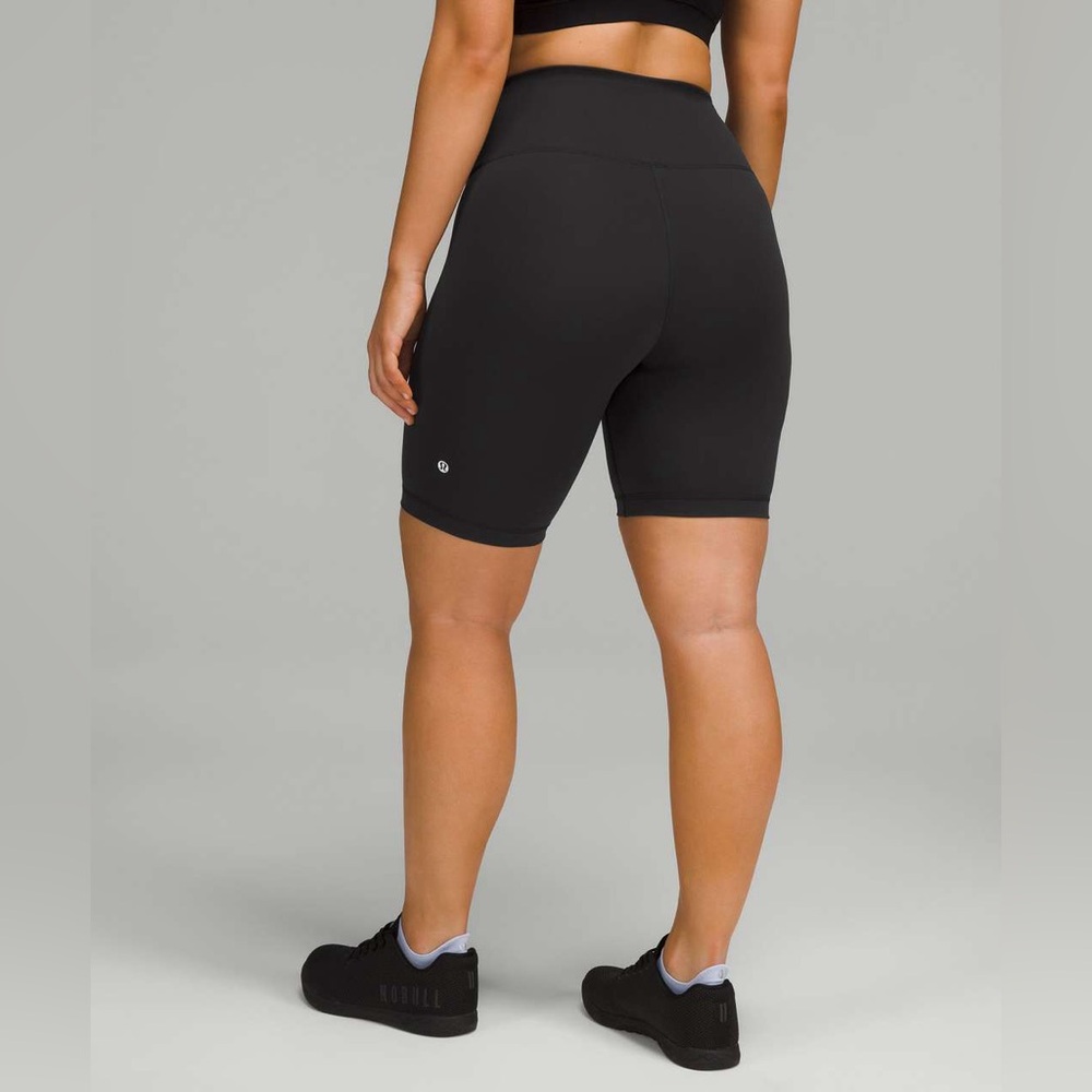 Lululemon Wunder Train Contour Fit High-Rise Shorts Run Yoga Gym Activewear